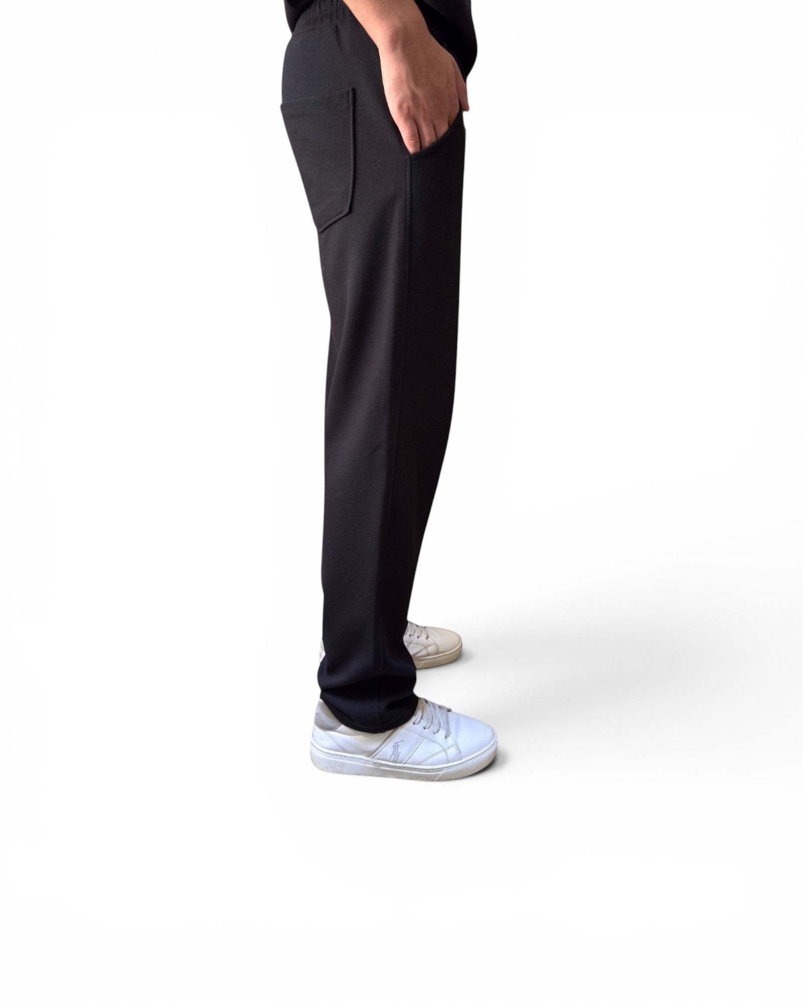 Straight-Leg Sweatpants - Black